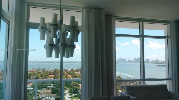 360, 7900 Harbor Island Dr #PH25, North Bay Village, Florida 33141, image 1