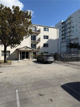 El Lago, 5501 NW 7th St #E301, Miami, Florida 33126, image 1