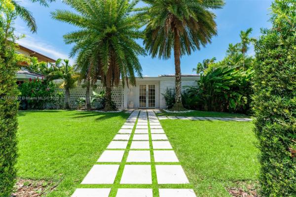 Banks, 1250 NE 87th St, Miami, Florida 33138, image 2