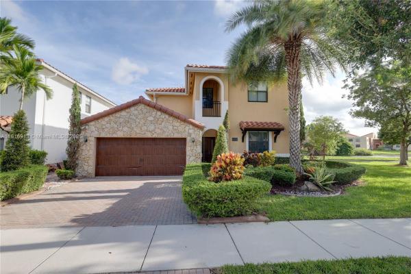 10040 NW 10th St, Unincorporated Dade County, Florida 33172, image 1