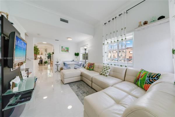 The Palms At Isles Of Bayshore, 8926 SW 220th St, Cutler Bay, Florida 33190, image 3