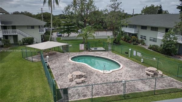 Village Green, 4200 NW 3rd Ct #333, Plantation, Florida 33317, image 1