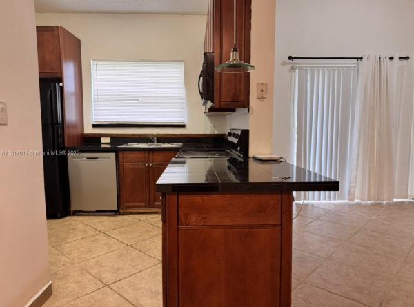 Water's Edge At Deerfield, 891 Cypress Park Way #P6, Deerfield Beach, Florida 33064, image 1