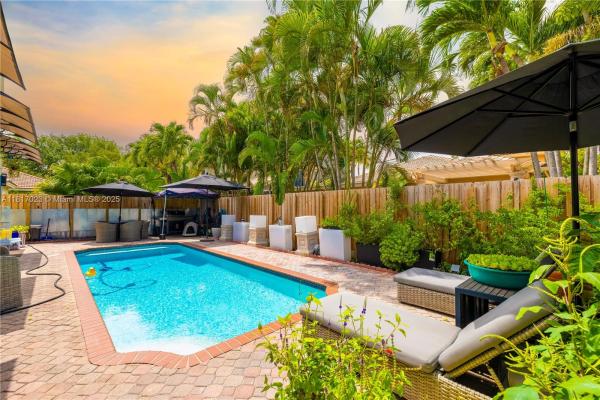Karenero Falls, 9111 SW 162nd Ln, Palmetto Bay, Florida 33157, image 1