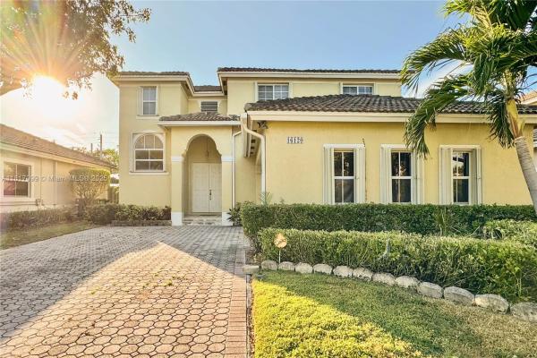 Karenero Falls, 16120 SW 91st Ct, Palmetto Bay, Florida 33157, image 2
