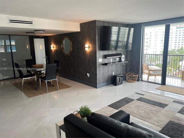 Tower 1800, 1800 Collins Ave #9D, Miami Beach, Florida 33139, image 1