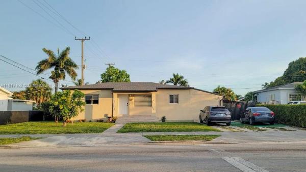 Palm Springs, 200 W 53rd Ter, Hialeah, Florida 33012, image 1