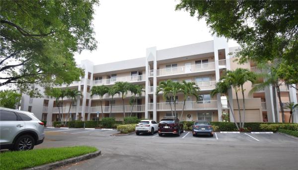 Sunrise Lakes 4, 2601 N Nob Hill Rd #405, Sunrise, Florida 33322, image 1