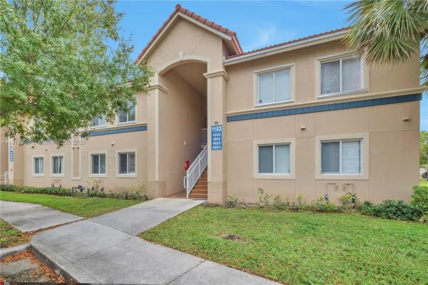 1103 Golden Lakes Blvd #1013, West Palm Beach, Florida 33411, image 1