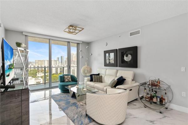 Parque Towers, 330 Sunny Isles Blvd #5-1103, Sunny Isles Beach, Florida 33160, image 1