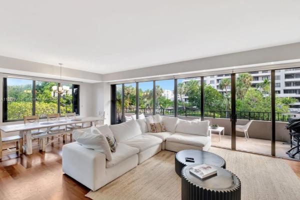 Tidemark At Key Colony, 201 Crandon Blvd #200, Key Biscayne, Florida 33149, image 2