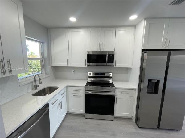 Sunrise Lakes 1, 7960 N Sunrise Lakes Dr #304, Sunrise, Florida 33322, image 1