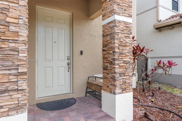 Trellis At Isles Of Bayshore, 22791 SW 88th Pl, Cutler Bay, Florida 33190, image 2
