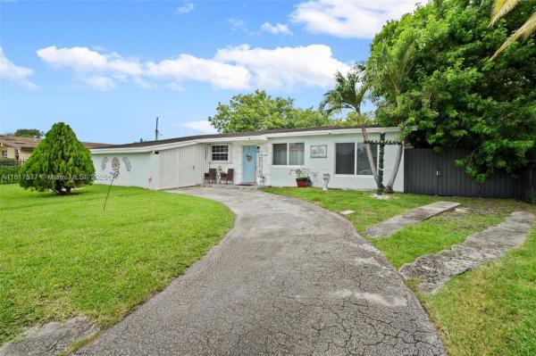 Realsite Estates, 18930 NW 43rd Ave, Miami Gardens, Florida 33055, image 2