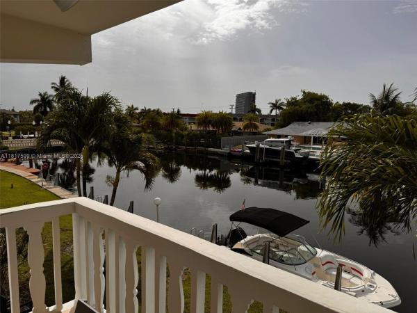 Isle Of Paradise, 470 Paradise Isle Blvd #206, Hallandale Beach, Florida 33009, image 1