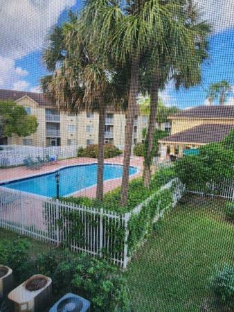 Pinehurst Club, 460 S Park Rd #6-209, Hollywood, Florida 33021, image 1