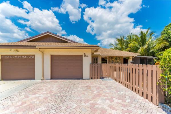 Patios In The Park, 6550 NW 4th Ct, Plantation, Florida 33317, image 1