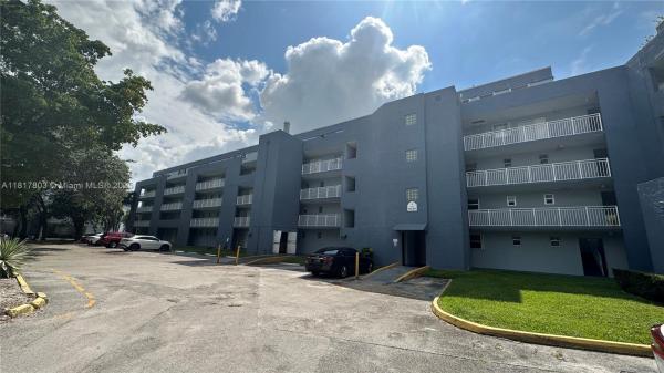 9359 Fontainebleau Blvd. #F411, Unincorporated Dade County, Florida 33172, image 1