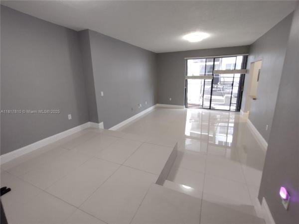 Le Trianon, 6061 Collins Ave #4B, Miami Beach, Florida 33140, image 1