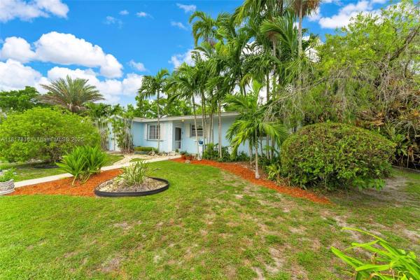 Kendall Sunset Homes, 9401 SW 78th St, Sunset, Florida 33173, image 3