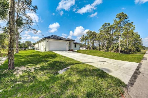 Lehigh Acres, 2807 40th St, Lehigh Acres, Florida 33971, image 3