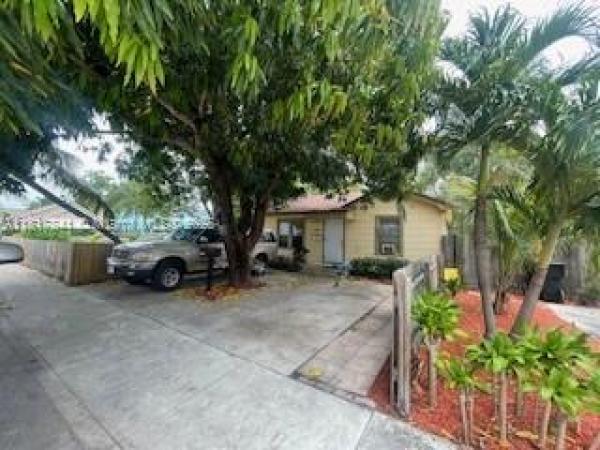 Lake Worth Town, 1416 N 2nd Ave N, Lake Worth Beach, Florida 33460, image 2