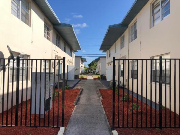 Lake Park, Florida 33403, image 1