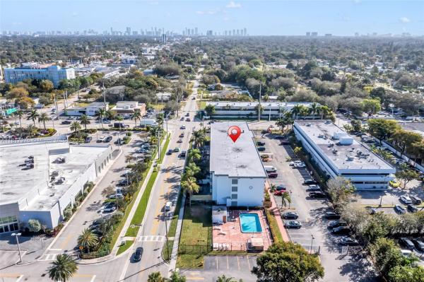 16450 NW 2 Ave #409, Unincorporated Dade County, Florida 33169, image 1
