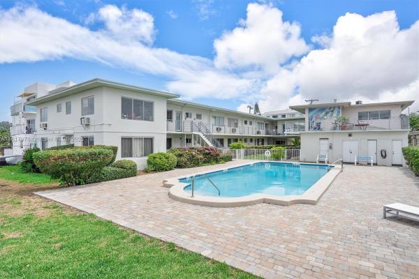 Joycia Apartments, 2250 Bay Dr #2, Miami Beach, Florida 33141, image 1
