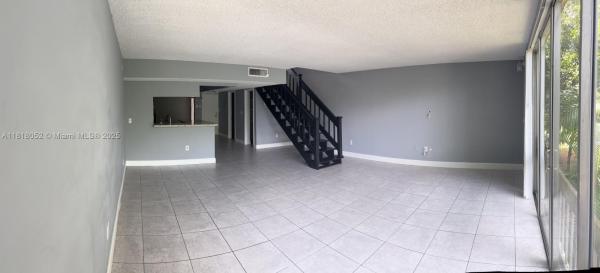 Lafayette, 8401 W Sample Rd #18, Coral Springs, Florida 33065, image 1