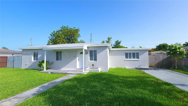 7410 SW 37th St, Unincorporated Dade County, Florida 33155, image 1