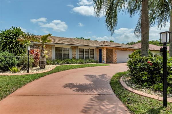 Cypress Lakes, 10753 NW 9th Ct, Coral Springs, Florida 33071, image 2