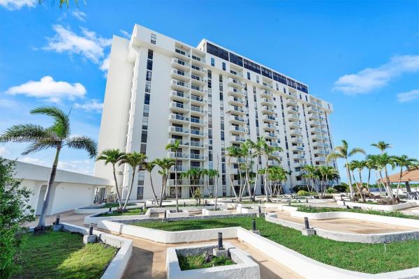 13499 Biscayne Blvd #602, Miami, Florida 33181, image 1