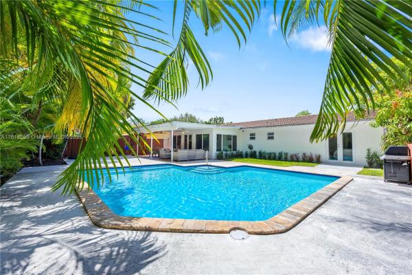 6751 SW 48th St, Miami, Florida 33155, image 1