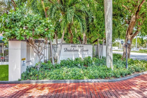Dadeland Grove, 6890 N Kendall Dr #B301, Pinecrest, Florida 33156, image 1