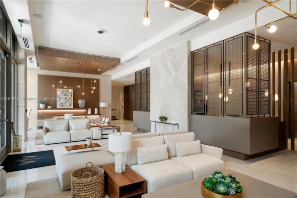 Villa Valencia, 515 Valencia Ave #203, Coral Gables, Florida 33134, image 1