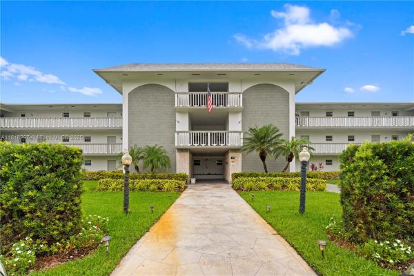 Hillcrest, 1200 Hillcrest Ct #107, Hollywood, Florida 33021, image 1