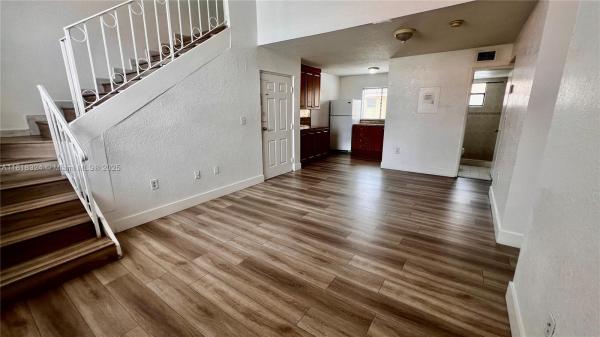 Residencial El Prado, 2760 W 61st Pl #202, Hialeah, Florida 33016, image 2