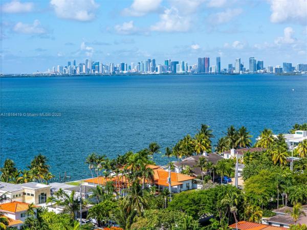 Isle Of Normandy, 1730 Bay Dr, Miami Beach, Florida 33141, image 3