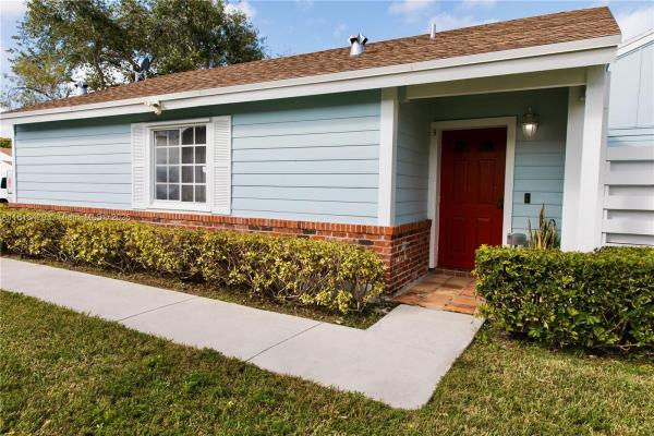 13742 SW 147th Cir Ln #3-27, Unincorporated Dade County, Florida 33186, image 1