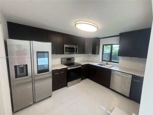 15725 NE 11th Ct, Miami, Florida 33162, image 1