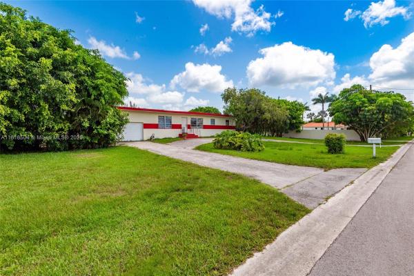 Bird Road Farmsites, 12445 SW 46th St, Kendale Lakes, Florida 33175, image 2