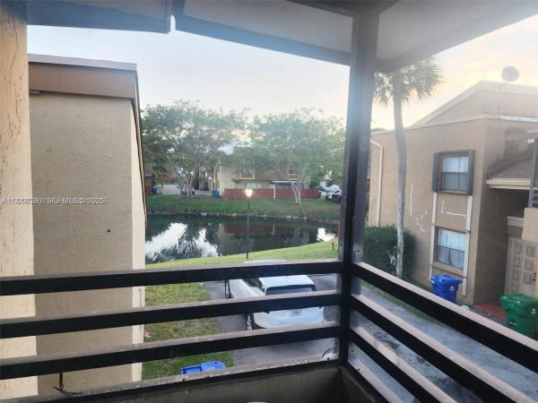 Missionwood At Miramar, 8409 N Missionwood Cir #D-30, Miramar, Florida 33025, image 3