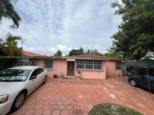 77 Northwest Blvd, Miami, Florida 33126, image 1