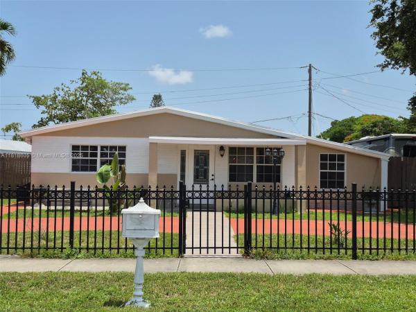 Playland Estates, 5930 N Farragut Dr, Hollywood, Florida 33021, image 1