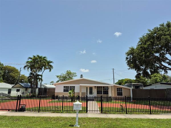 Playland Estates, 5930 N Farragut Dr, Hollywood, Florida 33021, image 2
