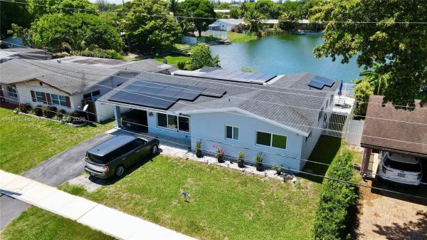 Acres Lake Estates, 728 SW 4th St, Hallandale Beach, Florida 33009, image 1