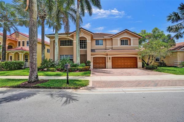 Hunters Pointe, 2509 Hunters Run Way, Weston, Florida 33327, image 1