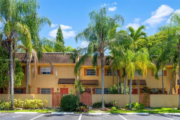 Arista Park, 7175 Nova Dr #303, Davie, Florida 33317, image 1