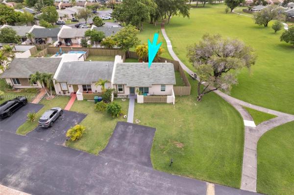 Devon Aire Villas, 12303 SW 111th Ln, The Crossings, Florida 33186, image 3